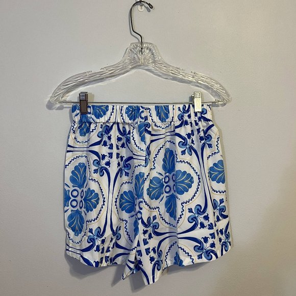 Floral Flowy Shorts - Picture 2 of 2